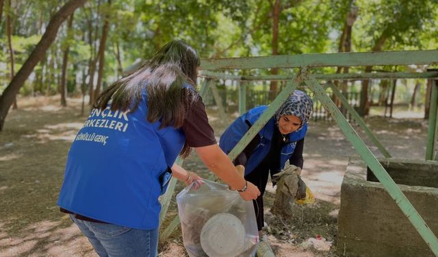 Hasköy Barajı’nda gençlerden doğaya sahip çıkan temizlik