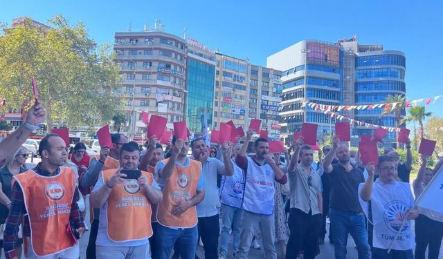 Konak’ta işçilerden kırmızı kartlı protesto!
