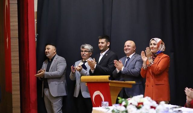AK Parti Menderes’te teşkilat buluşması
