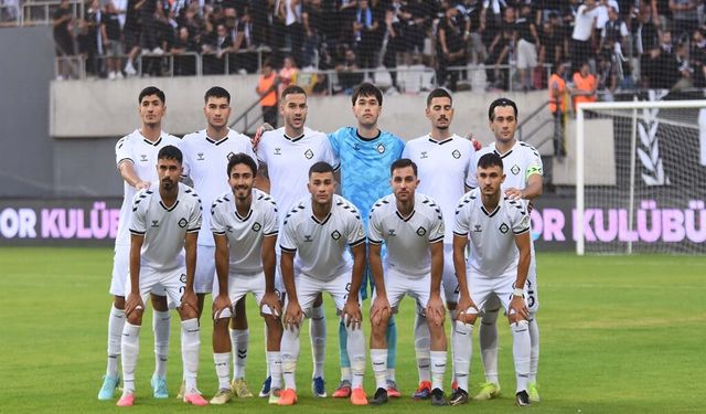 Altay genç kadrosuyla derbide alkış topladı