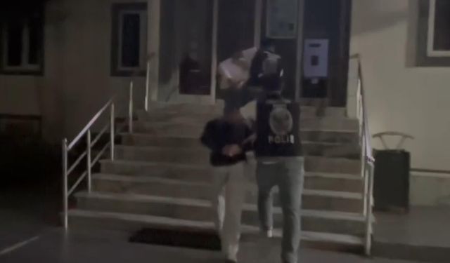 Arnavutköy'de tehdit ve araç kundaklama olayında 2 gözaltı