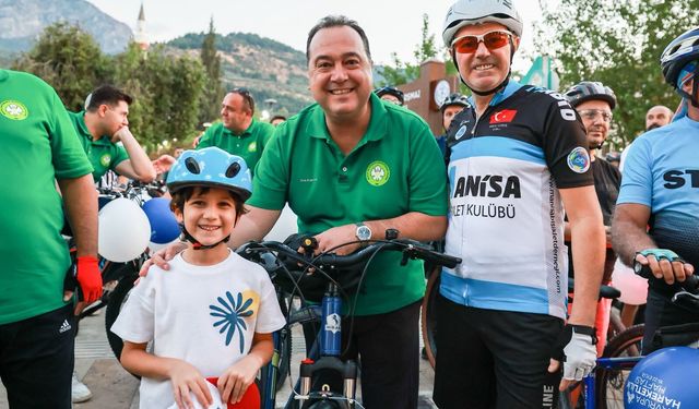Başkan Dutlulu, Manisalılarla pedal çevirdi