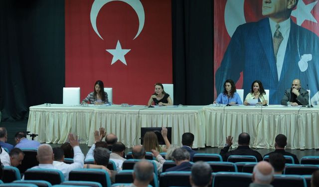 Konak’ta Başkan Mutlu’dan meclise net çağrı