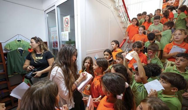Çeşme Belediyesinden ilkokula başlayan öğrencilere destek