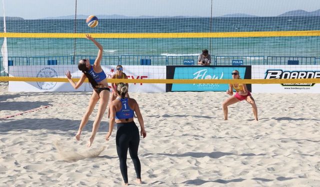 Çeşme’de uluslararası plaj voleybolu heyecanı