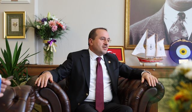 AK Partili Kırkpınar’dan Foça’ya hizmet sözü!