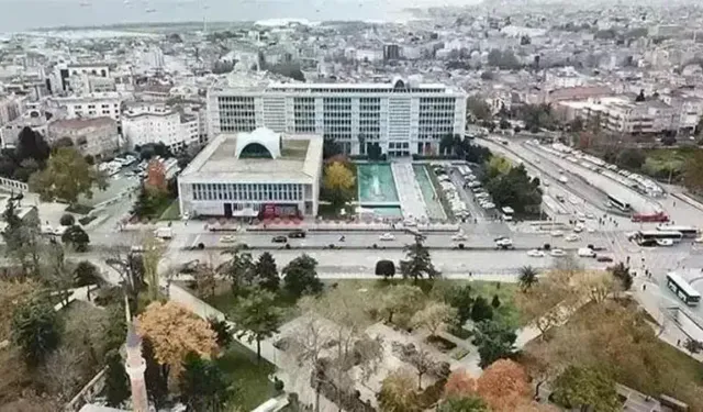 İBB’ye yönelik yolsuzluk davasında 414 sanık hâkim karşısında