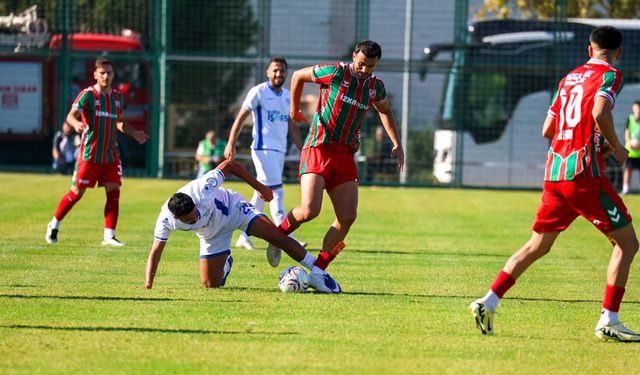 Karşıyaka puanı son anda kurtardı
