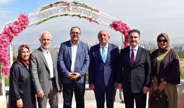 AK Parti Karabağlar’da 'Veda yok, vefa var!'