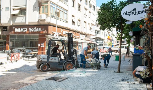 Bostanlı’da Cemal Bülbül Sokak baştan aşağı yenileniyor