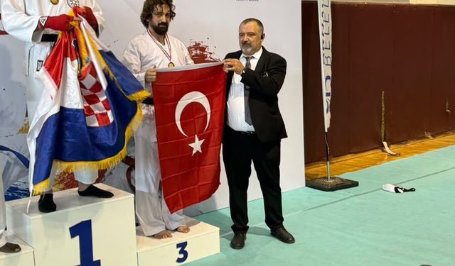 Karşıyaka’ya dünya üçüncülüğü gururu