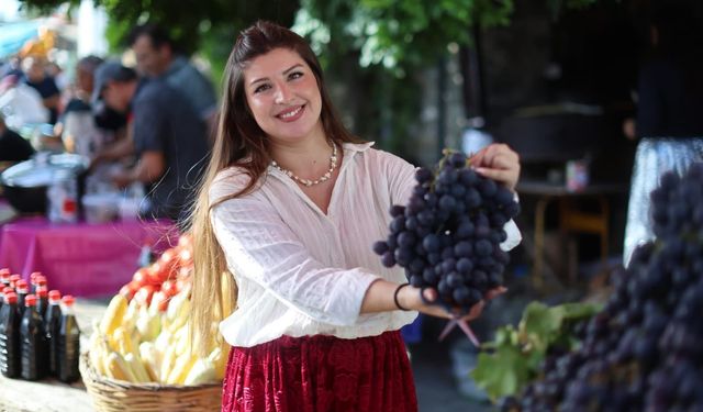Kavacık Üzüm Festivali yoğun ilgi gördü