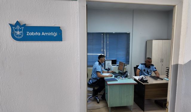 Konak’ta çevreyi kirleten 2 kişiye 130 bin TL ceza