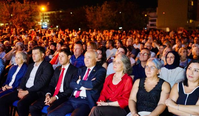 Seferihisar’da kurtuluşun 104. yılı coşkuyla kutlandı