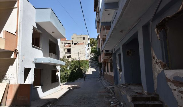 Tünel inşaatı mahalleyi boşalttı!