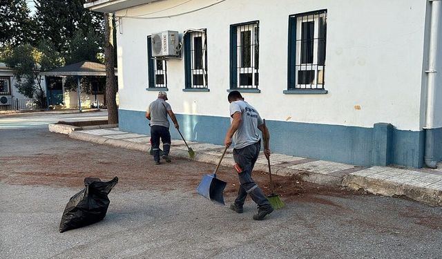Menderes’te ders zili öncesi yoğun mesai!