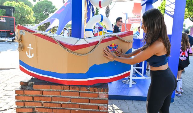 Karton tekneler fuar coşkusuna yelken açacak