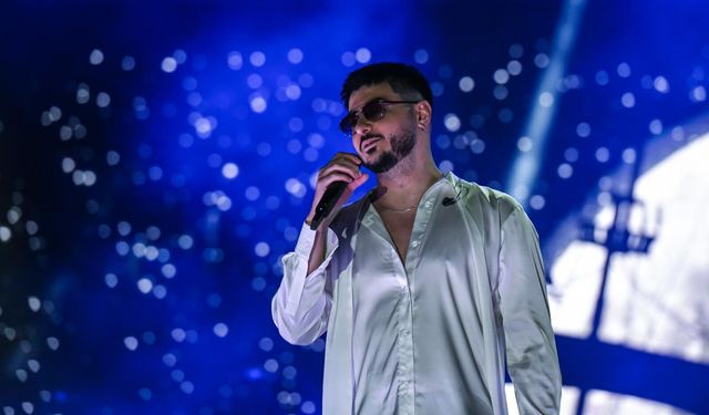Semicenk ve 'İki Kişilik Oyun' fuar akşamına damga vurdu