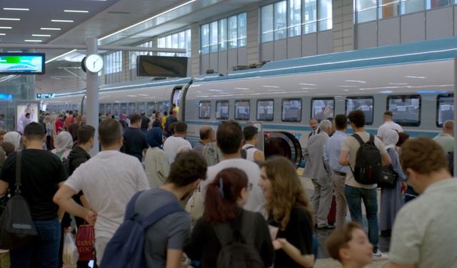 Tren biletinde yeni dönem! Yer açılınca haber gelecek!