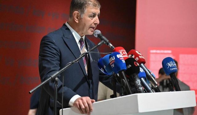 Başkan Tugay: 'Nâzım’ın mirası yaşayacak!'
