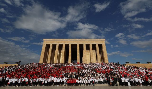 LÖSEV’den Anıtkabir çağrısı: 'Atamızın huzurunda buluşacağız'