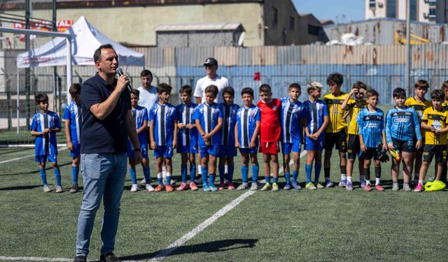 Bornova’da 9 Eylül coşkusu Doğanlar Sahası’nda yaşandı