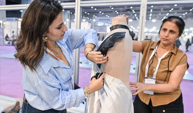 Fashion Prime’da 2027 modasının ipuçları İzmir’de sergilendi