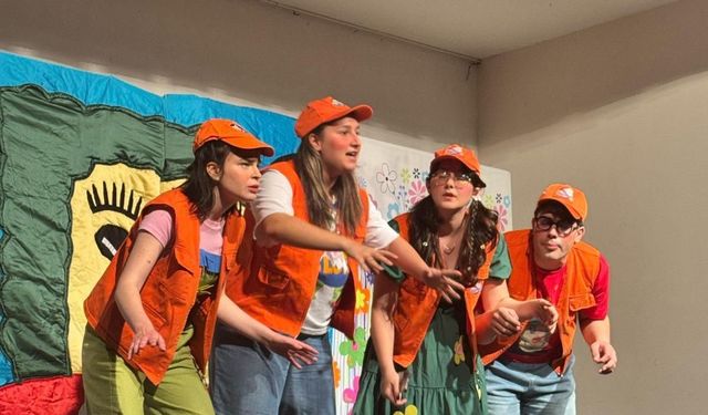 Genç İzmir’de tiyatro seçmelerine 250 başvuru