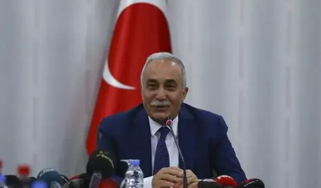 Ahmet Eşref Fakıbaba, İYİ Parti’den ve milletvekilliğinden istifa etti!