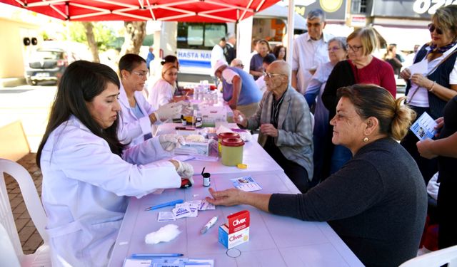 Çiğli’de 300 vatandaşa ücretsiz sağlık taraması