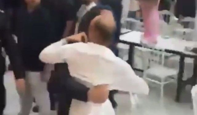 YENİ Parti Buca’da oy sayımında arbede!