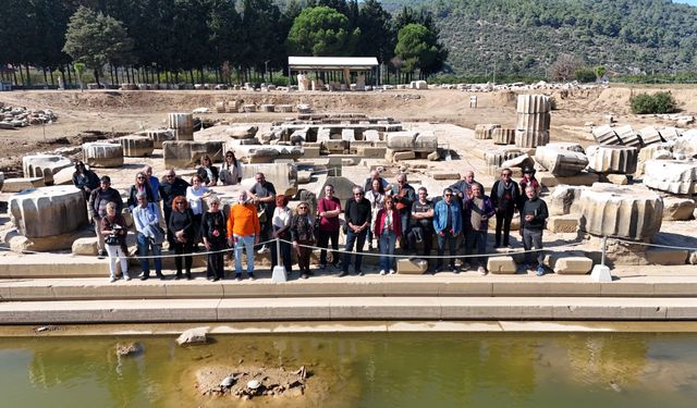 Klaros’ta Homeros’un izinde kültür buluşması