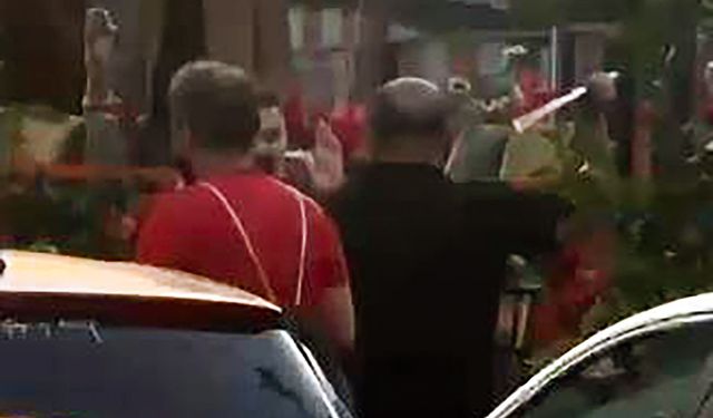 Adana’da trafikte tartıştığı kişiye sopayla saldırdı