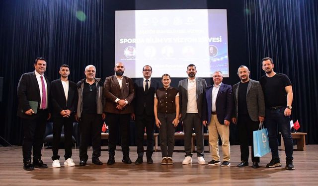 Balıkesir’de sporun bilimsel yönü masaya yatırıldı