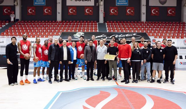 Başkan Serkan Acar’dan Aliağa Petkim Spor’a moral ziyareti