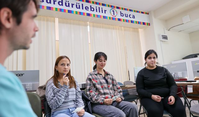 Buca’da gençlere İngilizce konuşma fırsatı