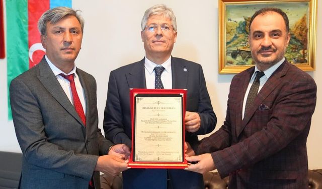 Ege Üniversitesi Bakü’de kurucu ortak oldu