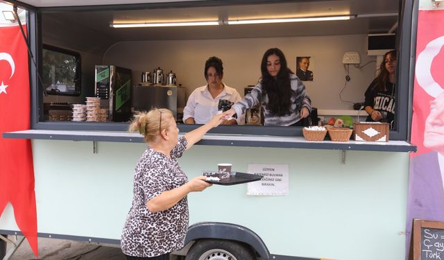 Efes Selçuk’ta Engelsiz Kafe’de dayanışma buluşması
