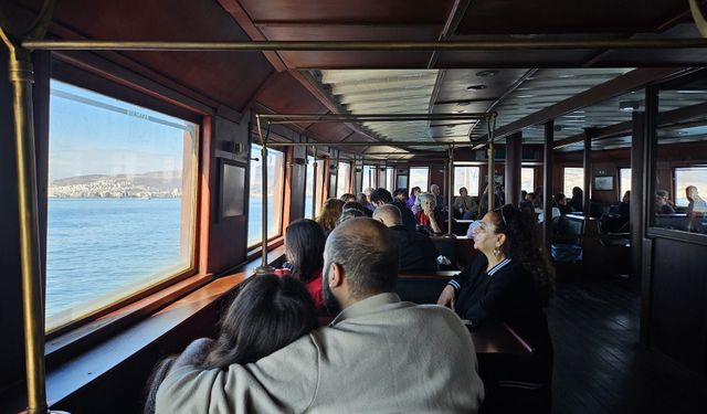 İzmir Körfezi’nde tarih yolculuğu başladı