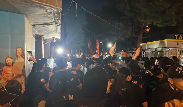 İzmir'de Cemil Tugay protestosunda tansiyon yükseldi