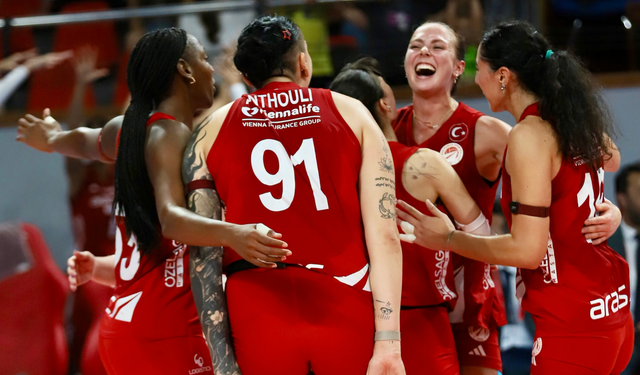 İzmir’de voleybol heyecanı Aras Kargo’nun rakibi THY!