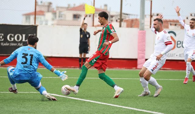 Karşıyaka’dan Ayvalık’ta golsüz beraberlik: Penaltı isyanı!