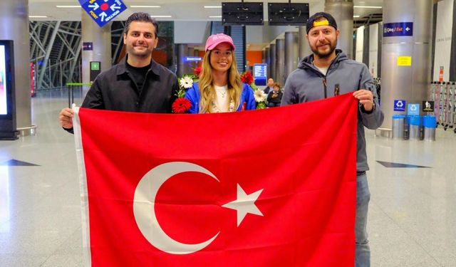 İzmirli Eda okyanuslara meydan okuyor!