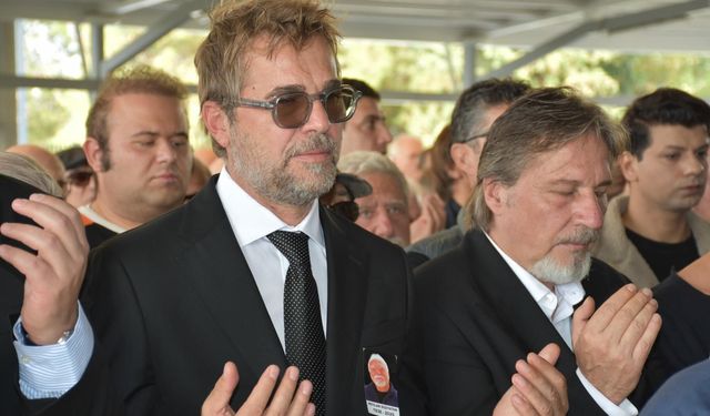 Engin Altan Düzyatan’ın babası İzmir’de toprağa verildi