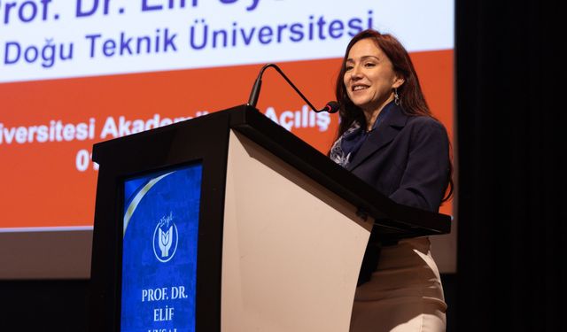 Yaşar Üniversitesi’nde yeni akademik yıl törenle başladı