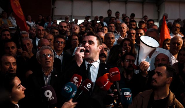 Çiğli’de parti değişikliğine tepki: YENİ Parti’den basın açıklaması