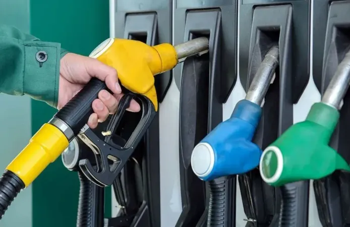 Akaryakıtta bu gece yarısı tarihi rekor zam geliyor!