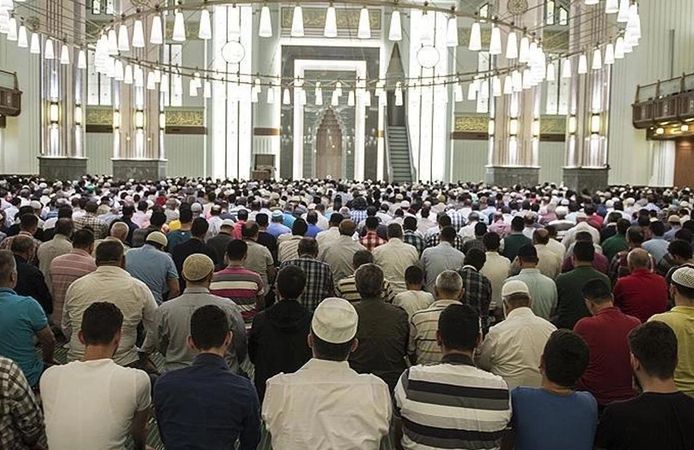 2026 Ramazan Bayramı namaz saatleri: İl il bayram namazı vakitleri açıklandı