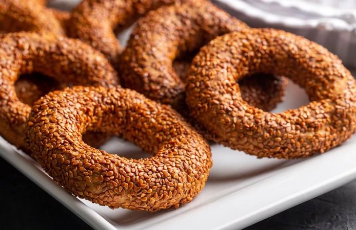 Kandil simidi tarifi: Pastane usulü, tam ölçülü