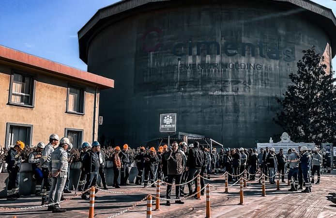 İzmir itfaiyesi olası yangınlara karşı harekete geçti